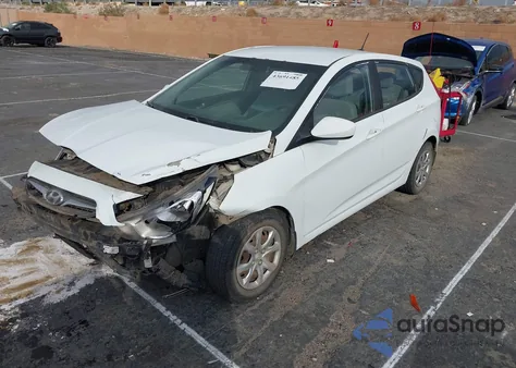 2013 Hyundai Accent Gs из США, поврежденный, VIN KMHCT5AE4DU107557